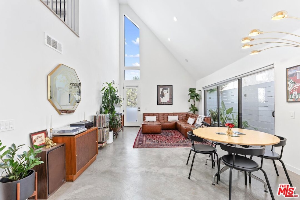 Sold $985,000 • Co-Listing Agent