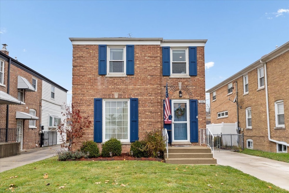 For Sale $440,000 • Co-Listing Agent