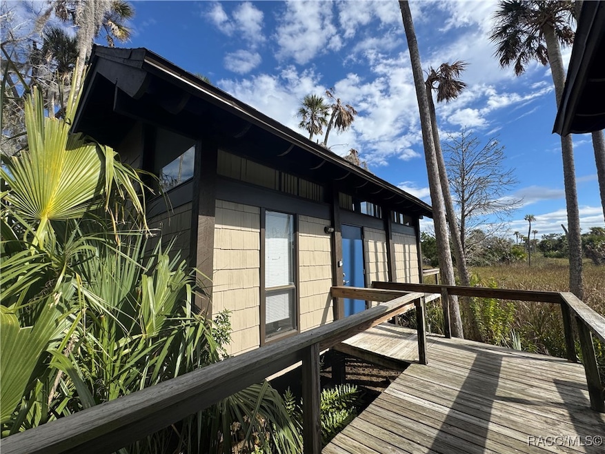 2649 N Seabreeze Point, Crystal River, FL 34429 - photo 1