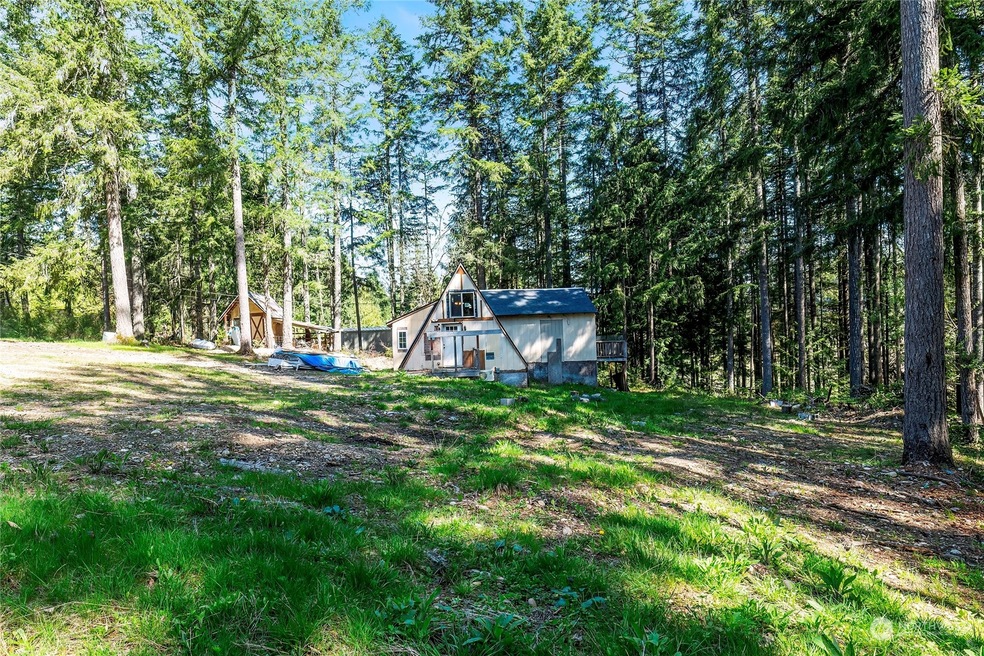 420 Meadowood Dr W, Seabeck, WA 98380 - photo 1