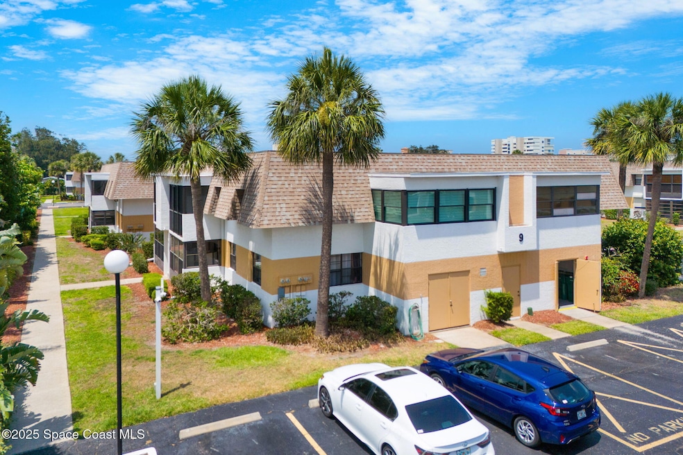2700 N Highway A1A 9-210