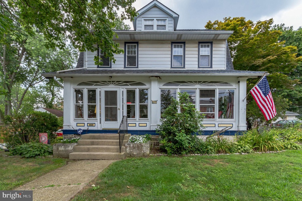 138 W Ridley Ave, Norwood, PA 19074 - photo 1