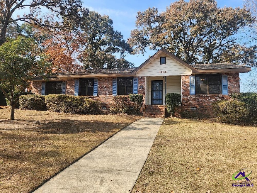 104 Oak Forest Ct, Warner Robins, GA 31088 - photo 1