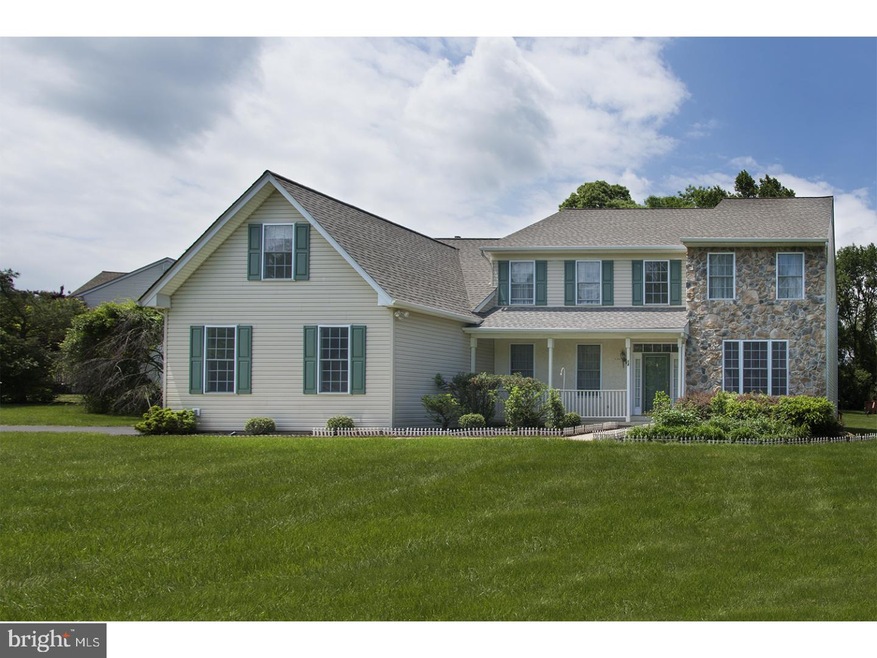 14 Woodsview Dr, Garnet Valley, PA 19060 - photo 1