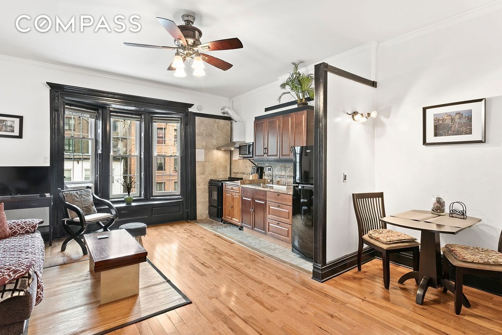 195 Edgecombe Ave unit 3, New York, NY 10030 - photo 1