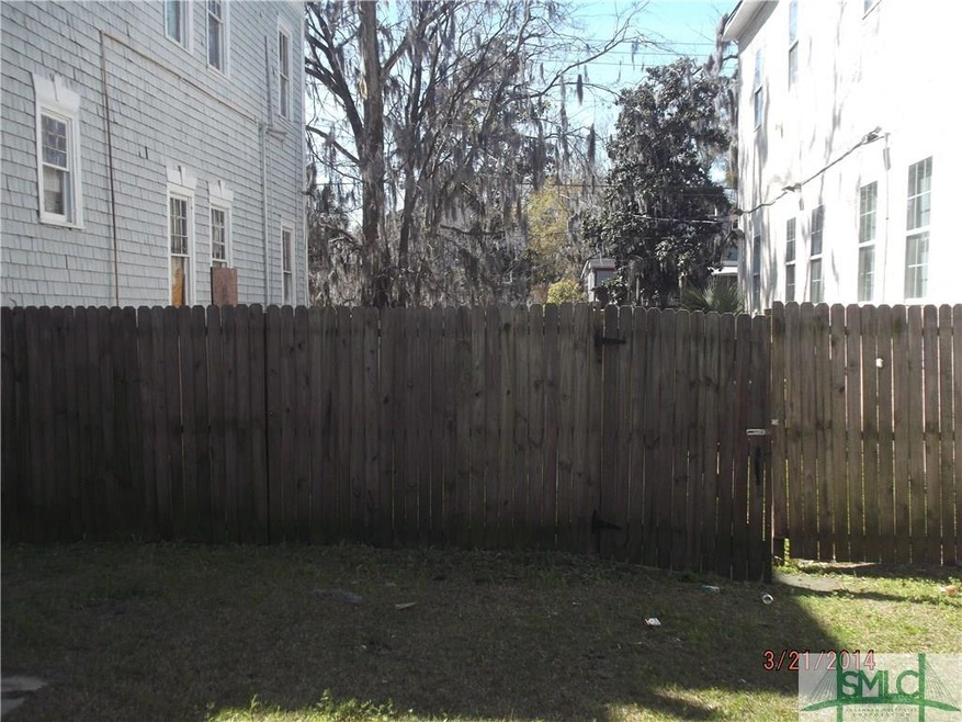 30x 113 buildable lot.