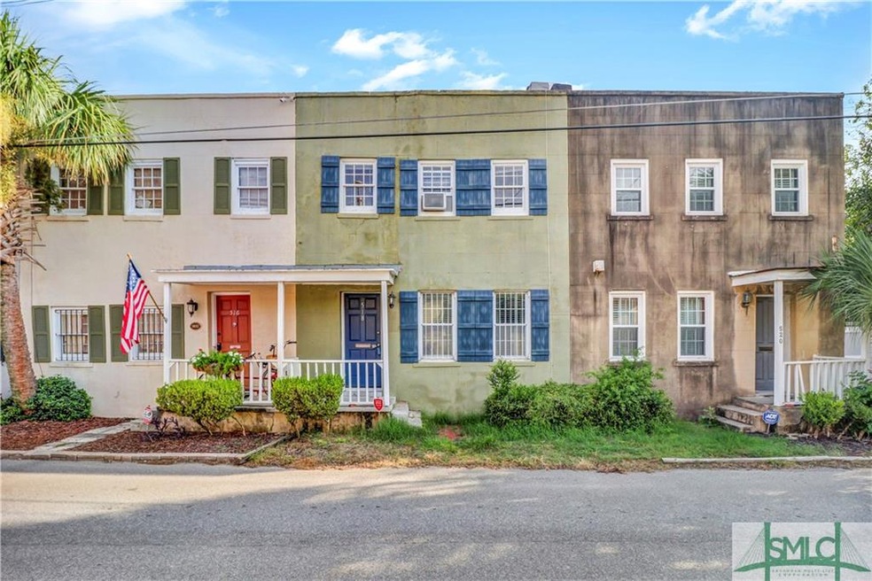 518 E Perry Ln, Savannah, GA 31401 - photo 1