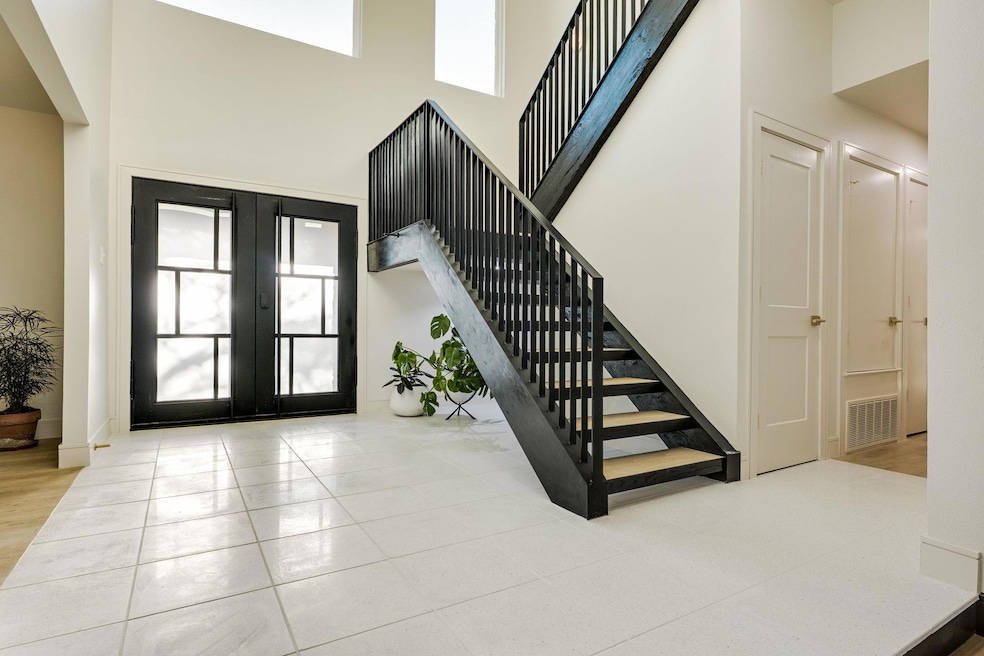 Under Contract $1,550,000