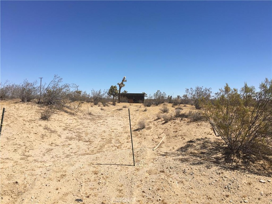 20317 E J Ave E, Lancaster, CA 93535 - photo 1