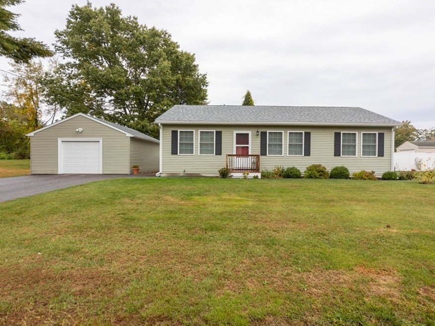 1 Kimberly Dr, Seabrook, NH 03874 - photo 1