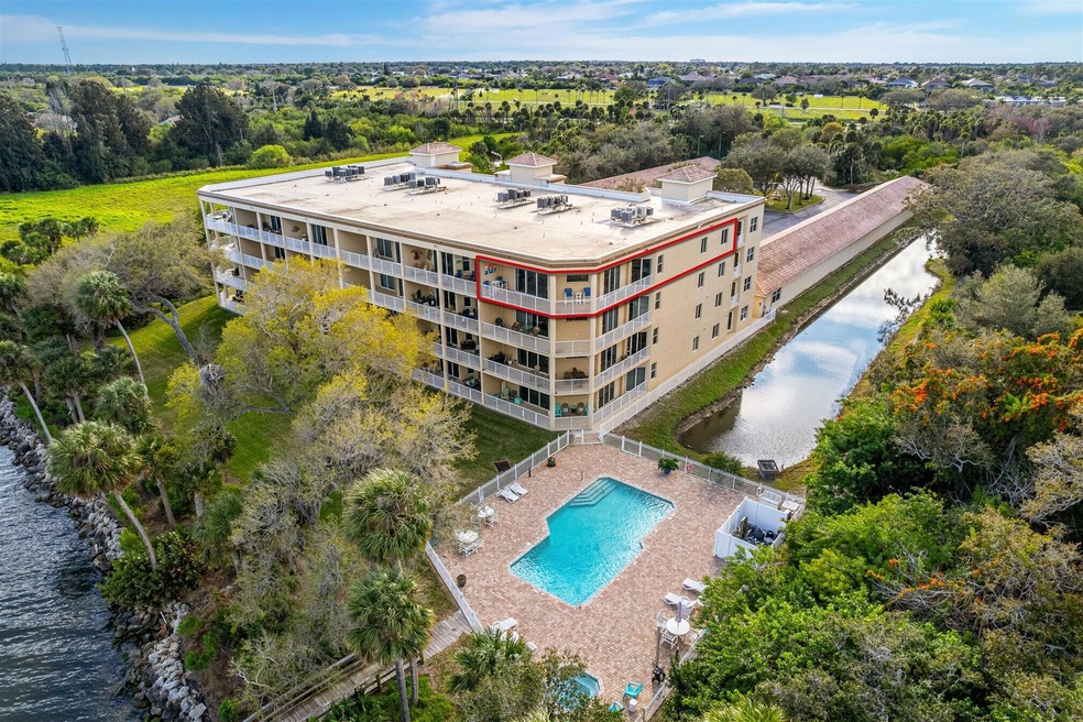 4th floor unit