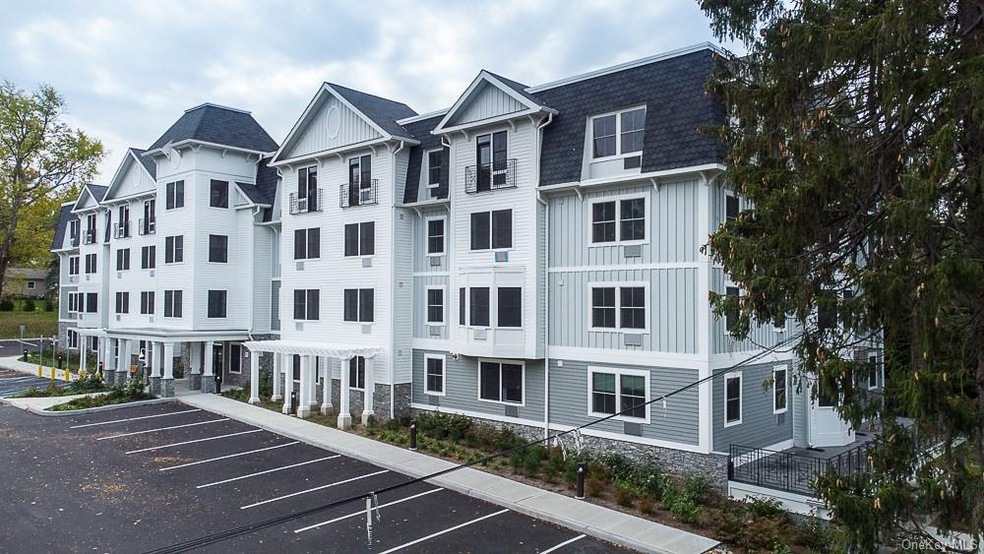 1847 Crompond Rd, Peekskill, NY 10566 - photo 1