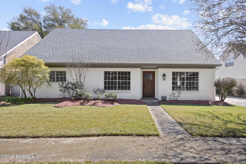 208 Bambi Dr, Lafayette, LA 70503 - photo 1