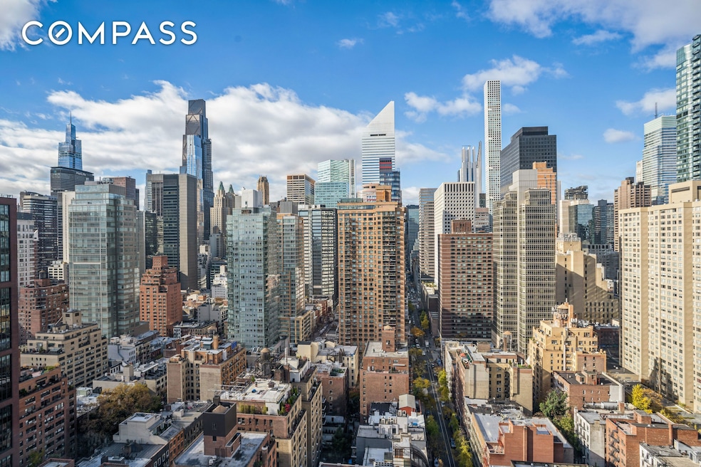 The Revere unit 31C, New York, NY 10022 - photo 1