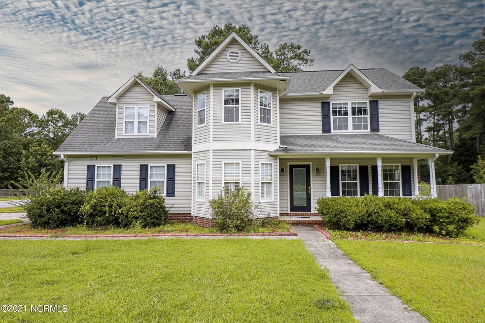 98 Archdale Dr, Jacksonville, NC 28546 - photo 1