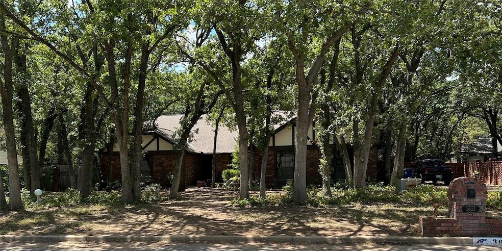 3003 Springdale Ln, Duncan, OK 73533 - photo 1