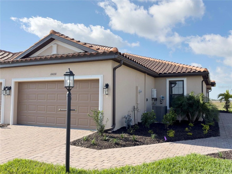 10020 Morning Mist Ln, Sarasota, FL 34241 - photo 1