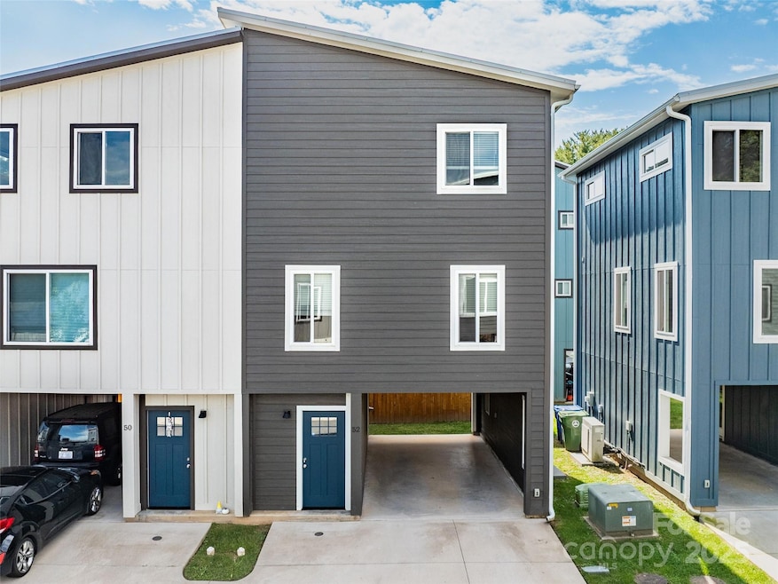 52 W Cascade St, Arden, NC 28704 - photo 1