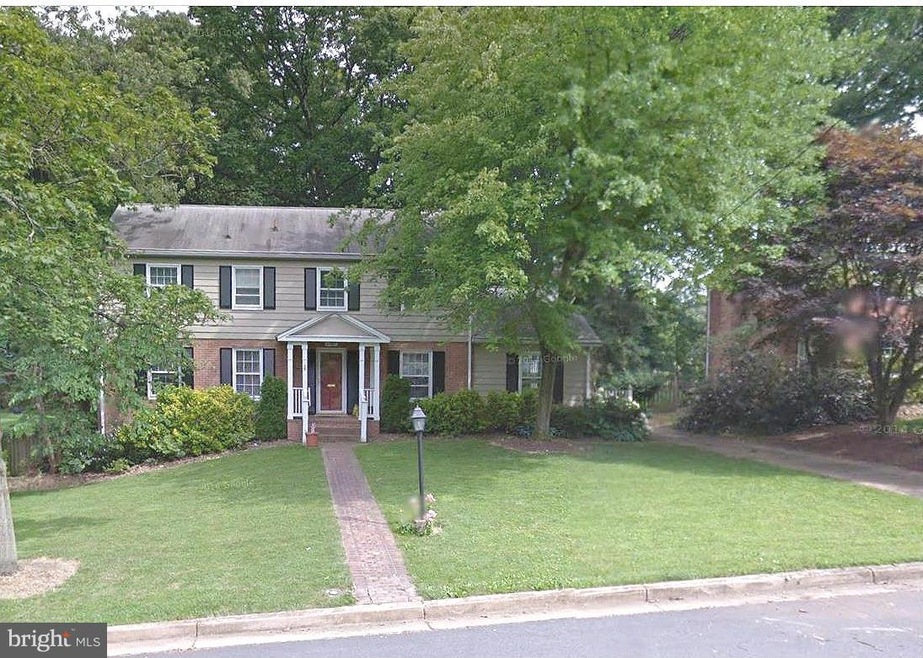 2407 Lexington Rd, Falls Church, VA 22043 - photo 1