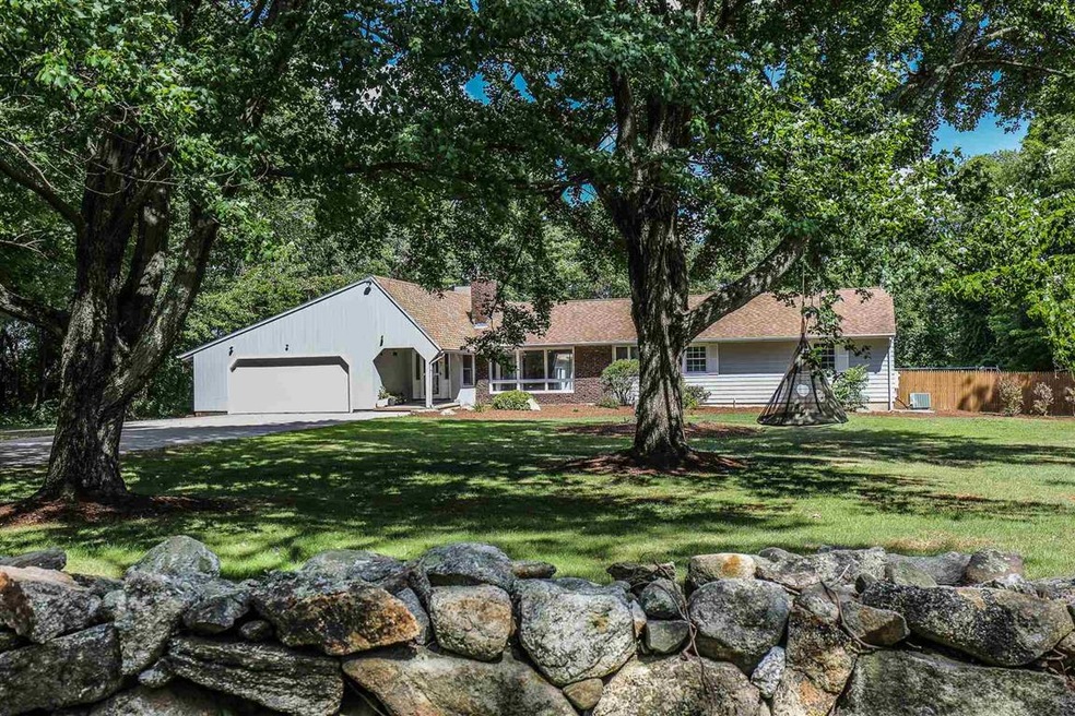 75 Rundlett Hill Rd, Bedford, NH 03110 - photo 1