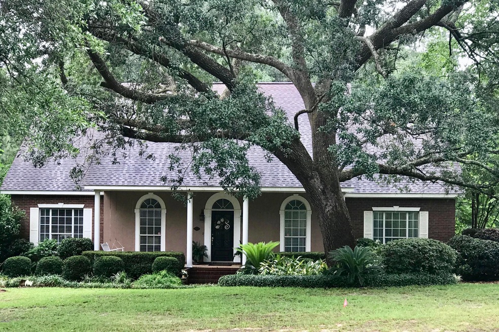 7001 Bentwood Dr, Moss Point, MS 39562 - photo 1