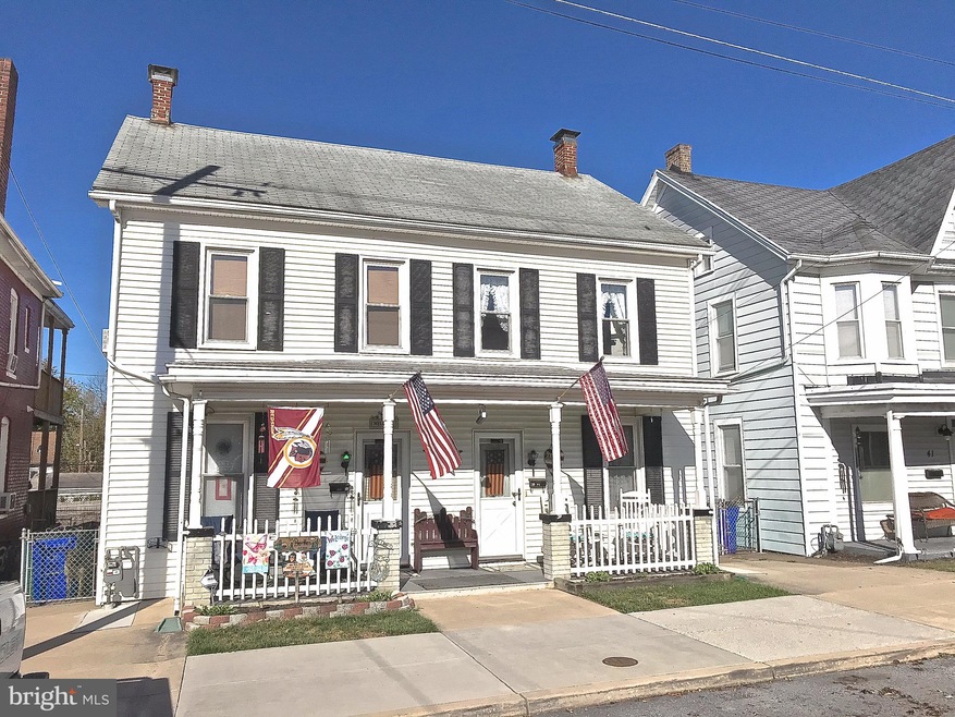 37 W Side Ave, Hagerstown, MD 21740 - photo 1