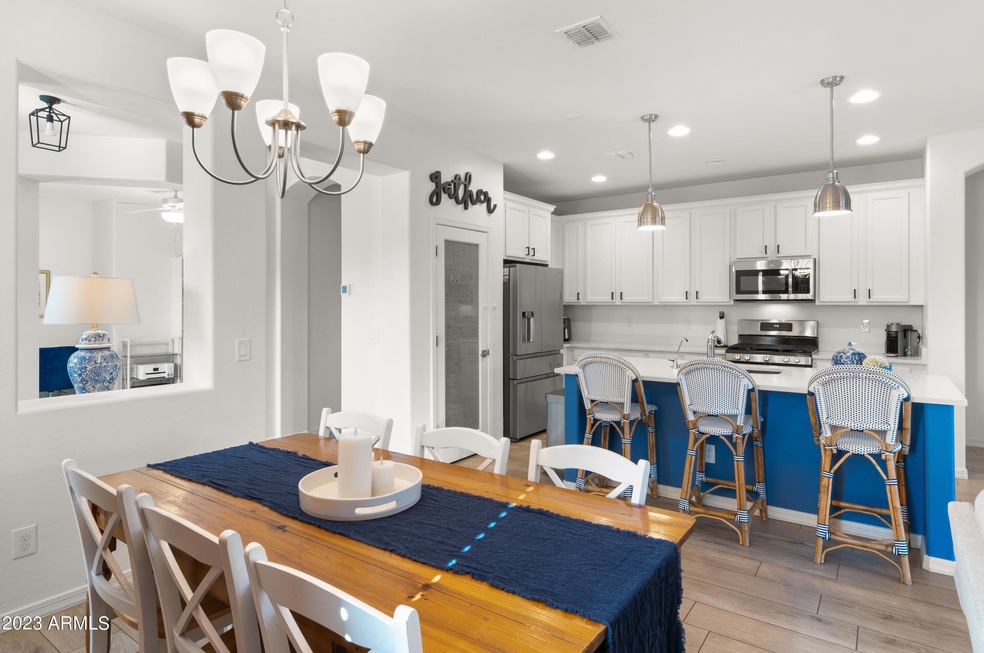 945 Banyan Ave, San Tan Valley, AZ 85140 - photo 1