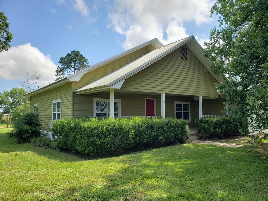 827 Bonnie Tuk Rd, Moultrie, GA 31768 - photo 1