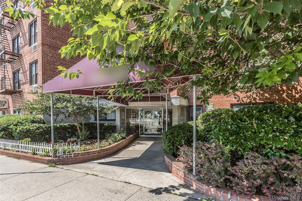 102-30 Queens Blvd unit 6, Forest Hills, NY 11375 - photo 1