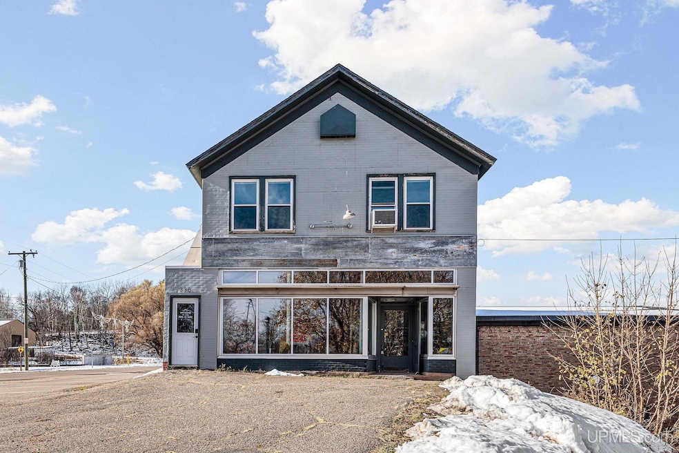 338 Rail St, Negaunee, MI 49866 - photo 1