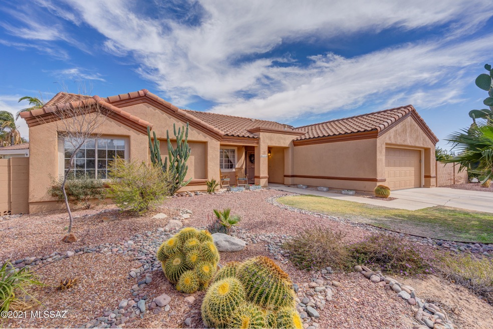 Welcome to 9820 W Sagebrush Place