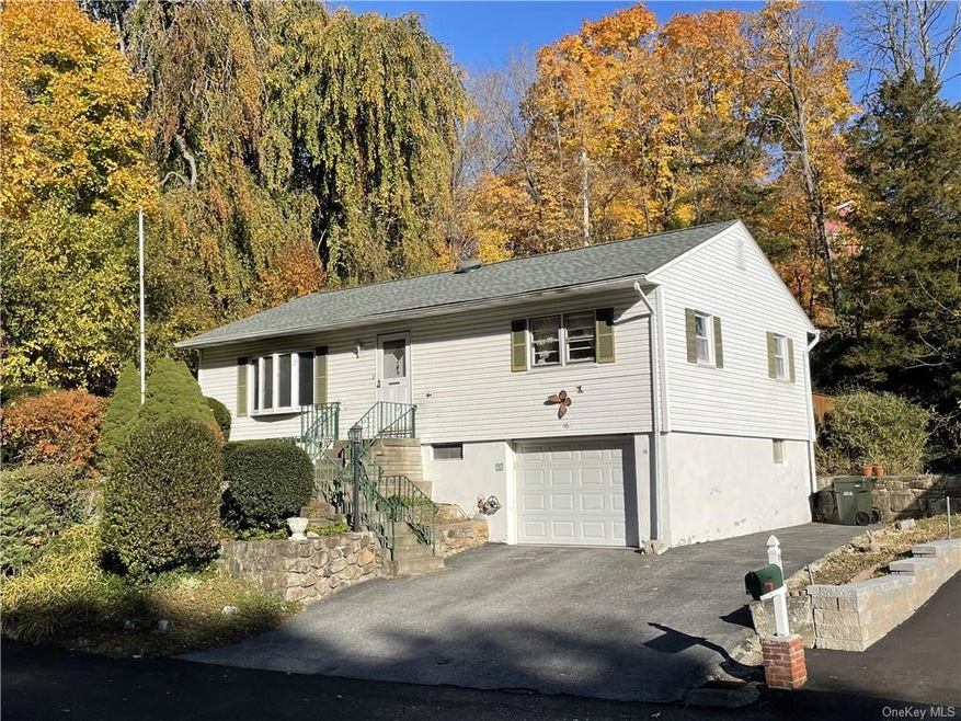 16 Weyant Terrace, Highland Falls, NY 10928 - photo 1