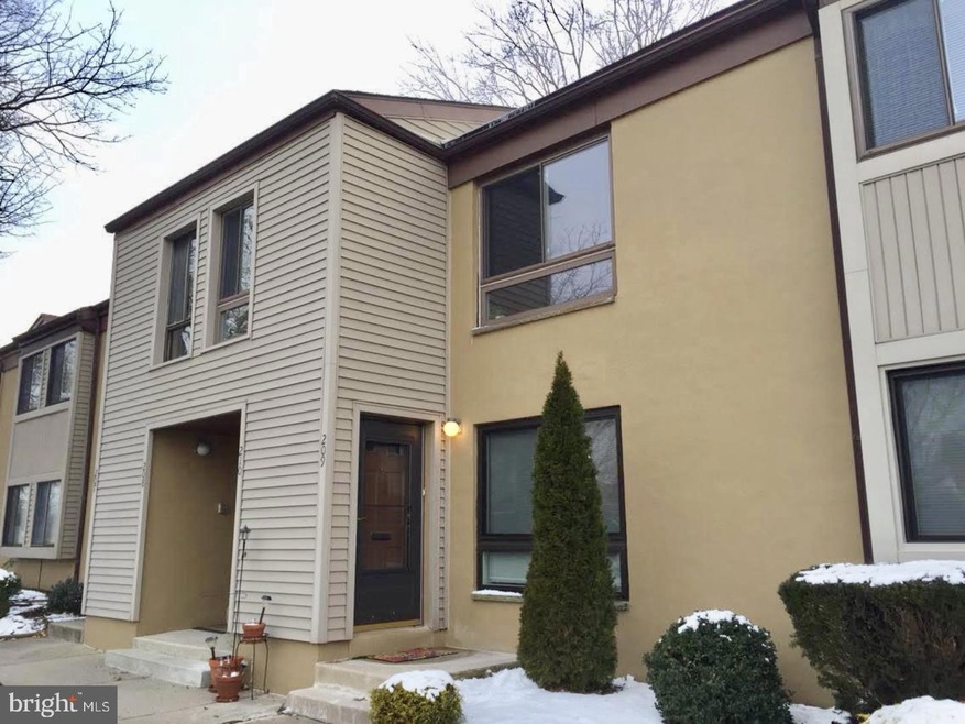 210 James Ct unit 210, Marlton, NJ 08053 - photo 1