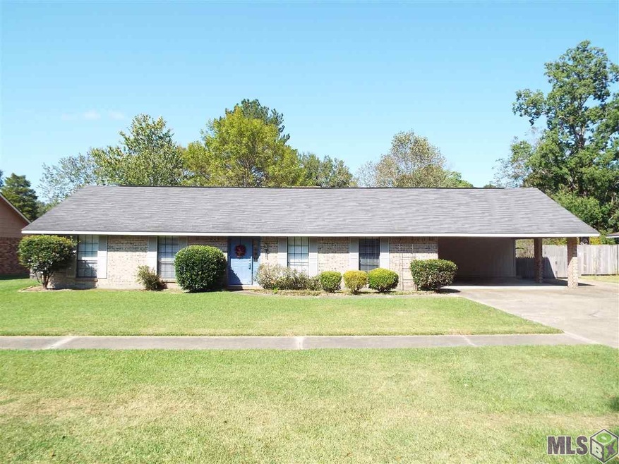 3443 Cherry St, Zachary, LA 70791 - photo 1