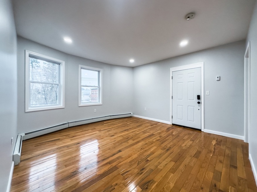 11 Daisy St unit 3, Lawrence, MA 01841 - photo 1