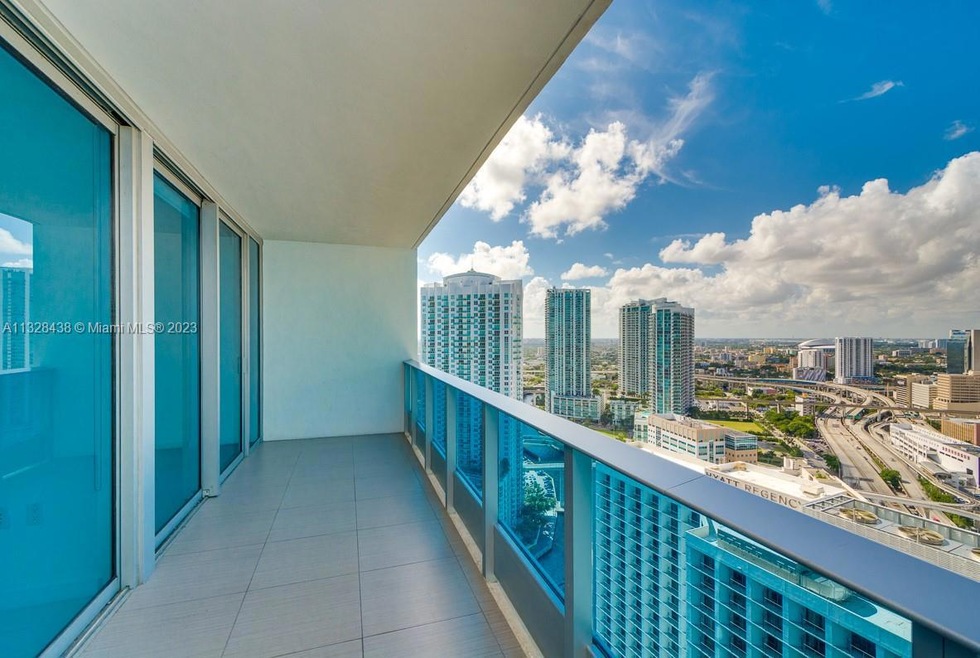 200 Biscayne Boulevard Way unit 3414, Miami, FL 33131 - photo 1