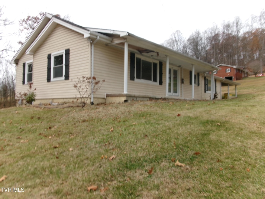 107 Ripley St, Church Hill, TN 37642 - photo 1