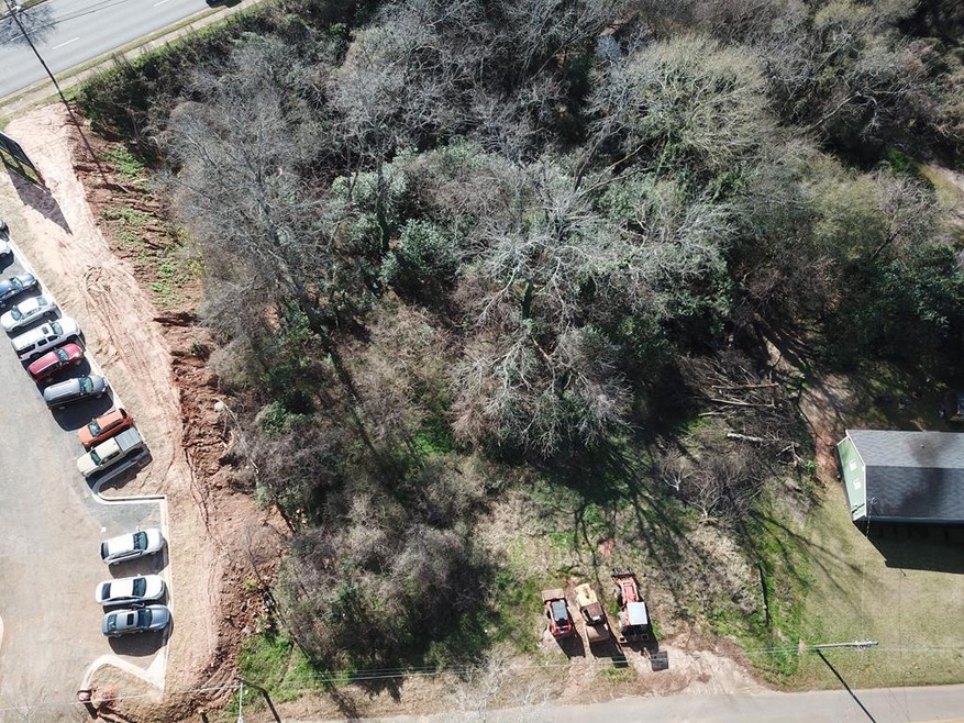 619 Apple St, Americus, GA 31709 - photo 1