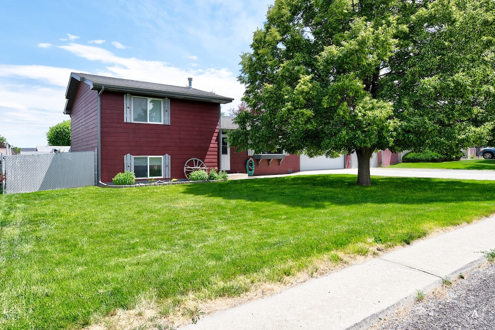 Under Contract $425,000