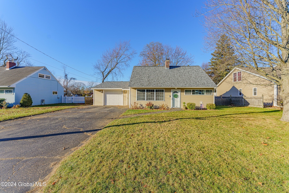 935 Obrien Ave, Schenectady, NY 12303 - photo 1