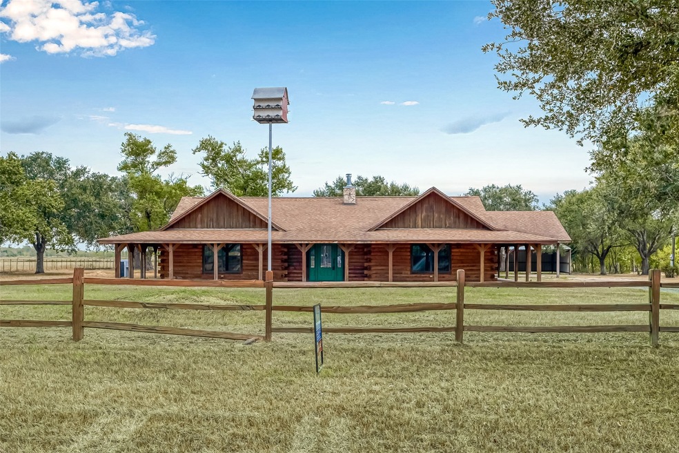 16120 Brown Rd, Waller, TX 77484 - photo 1