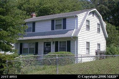 5342 Chesapeake Rd, Hyattsville, MD 20781 - photo 1