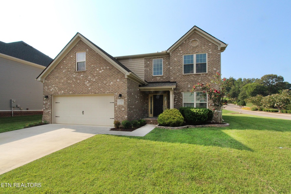 12305 Turkey Crossing Ln, Knoxville, TN 37932 - photo 1