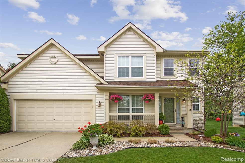 Gorgeous curb appeal