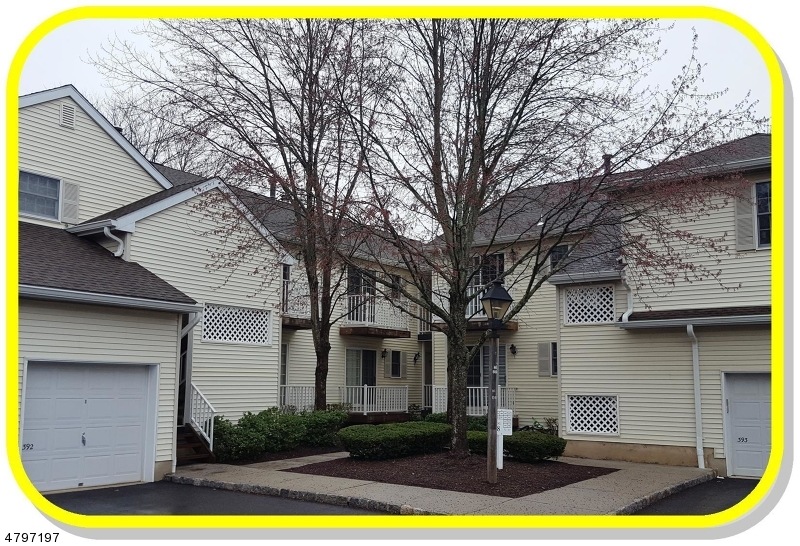 385 Potomac Dr unit 1, Basking Ridge, NJ 07920 - photo 1