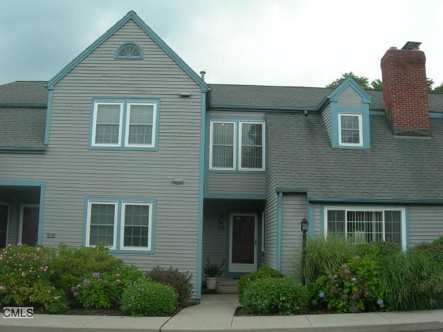 91 Gate Ridge Rd, Fairfield, CT 06825 - photo 1