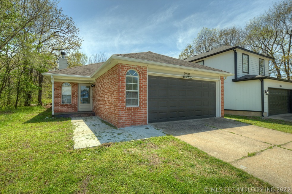 Front of House - 1910 W 58th St