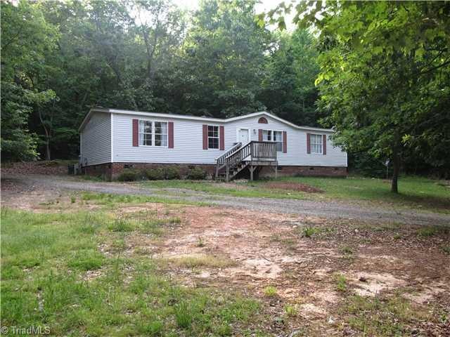 6306 Scott McDowell Dr, Asheboro, NC 27205 - photo 1