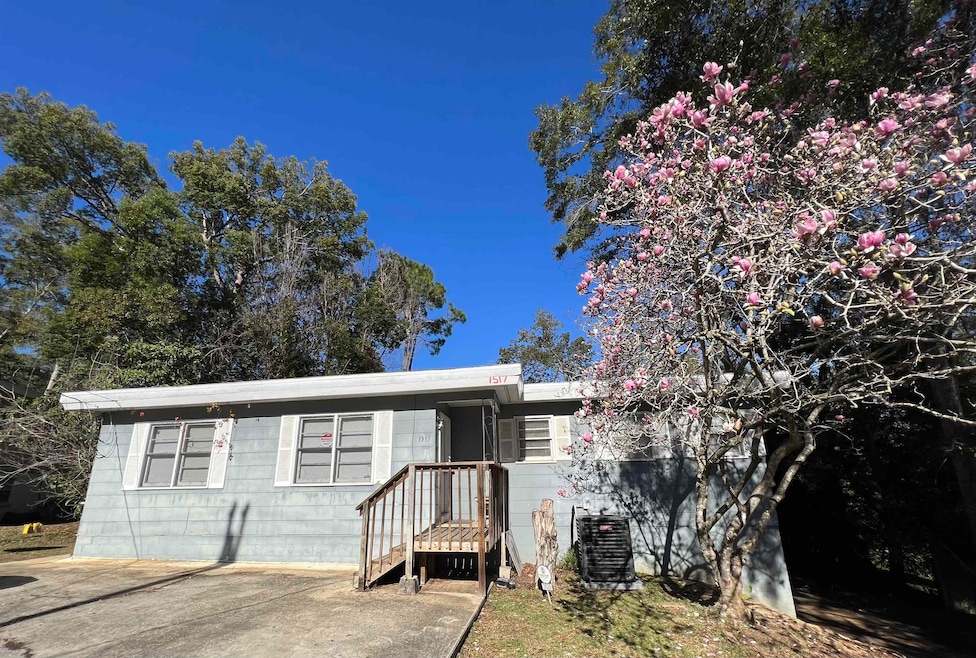 Sold $304,000 • Co-Listing Agent