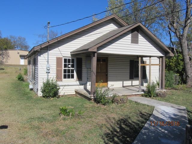 504 Hill St, Shelbyville, TN 37160 - photo 1